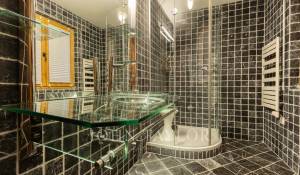 Saisonvermietungen Attic Crans-Montana