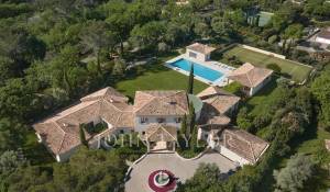 Saisonvermietungen Eigentum Tourrettes