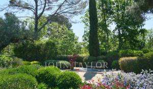 Saisonvermietungen Eigentum Tourrettes