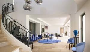 Saisonvermietungen Eigentum Tourrettes