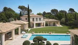 Saisonvermietungen Eigentum Tourrettes