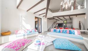 Saisonvermietungen Villa Es Cubells