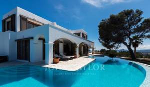 Saisonvermietungen Villa Santa Eularia des Riu