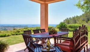 Saisonvermietungen Villa Santa Eularia des Riu