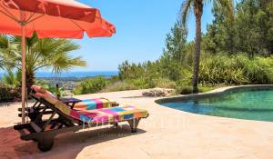Saisonvermietungen Villa Santa Eularia des Riu