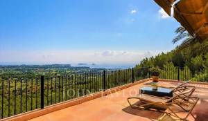 Saisonvermietungen Villa Santa Eularia des Riu