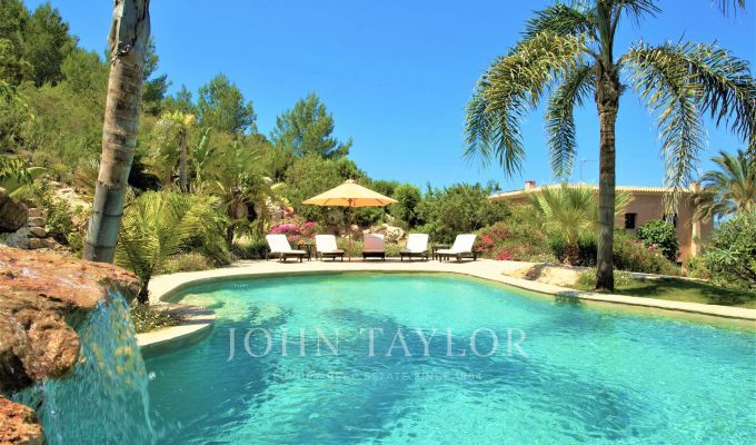 Saisonvermietungen Villa Santa Eularia des Riu