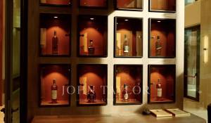 Verkauf Aparthotel Agios Tychonas