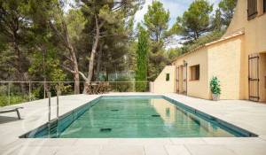 Verkauf Eigentum Simiane-Collongue