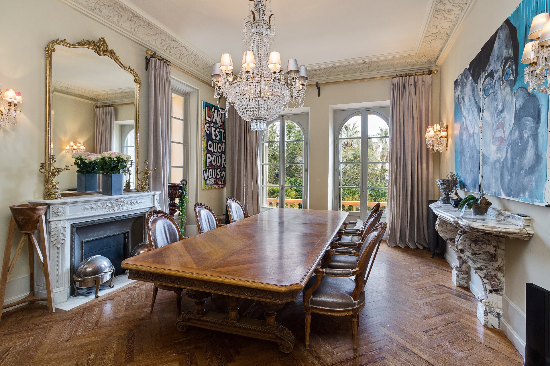 Anzeige Haus Mary Dgebuadze