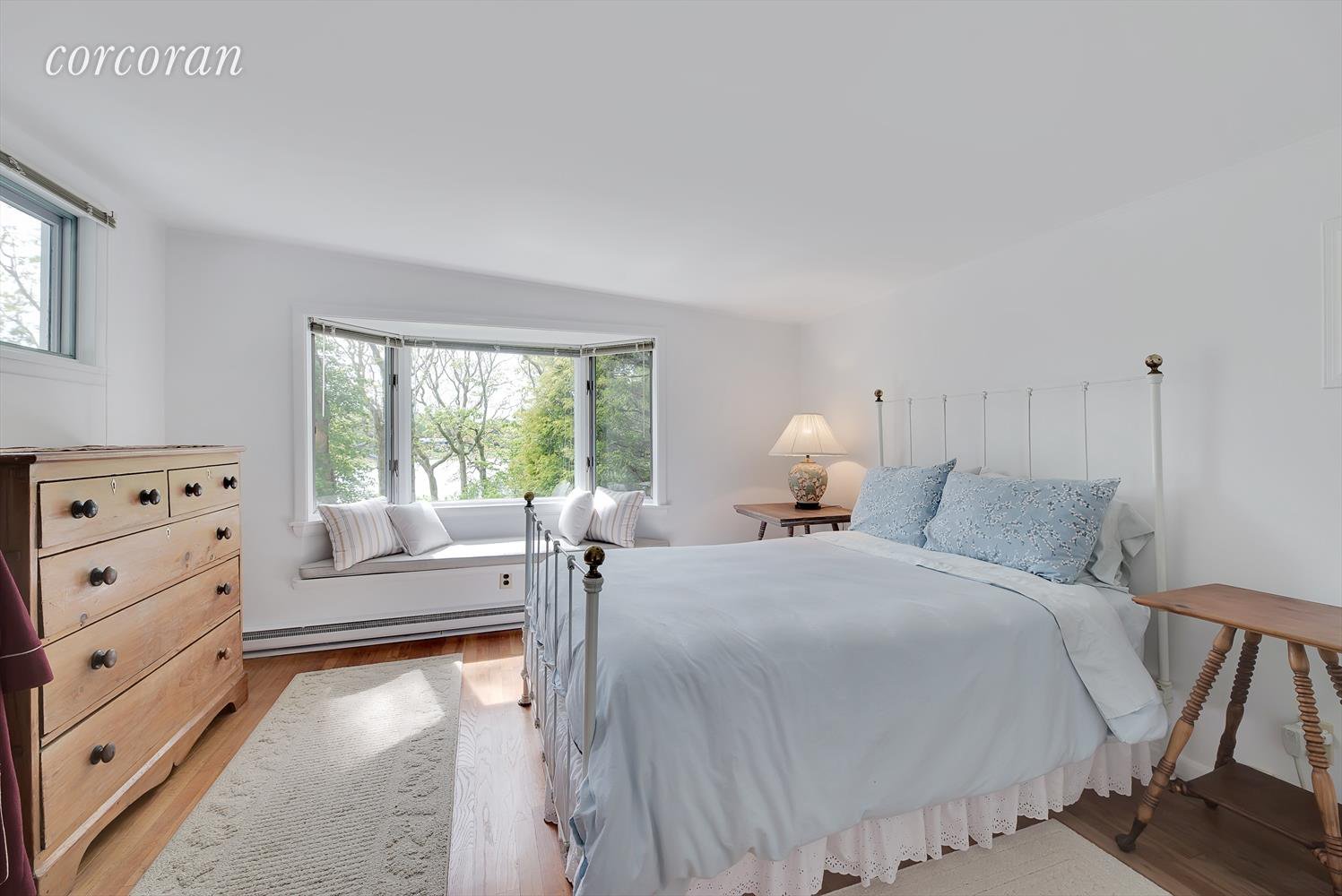 Anzeige Verkauf Haus East Hampton (11937) ref:344945