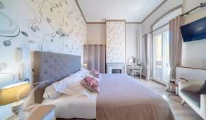 Verkauf Hotel Salon-de-Provence
