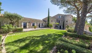 Verkauf Schloß Joucas