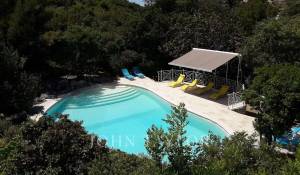 Verkauf Schloß Marseille 9ème