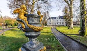 Verkauf Schloß Provins