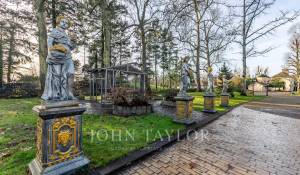 Verkauf Schloß Provins