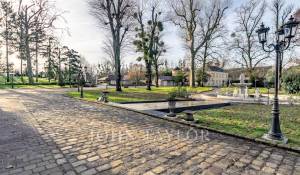 Verkauf Schloß Provins