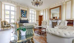 Verkauf Schloß Provins