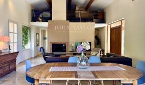 Verkauf Schloß Saint-Saturnin-lès-Apt