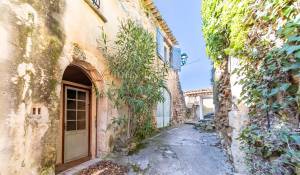 Verkauf Stadthaus Ménerbes