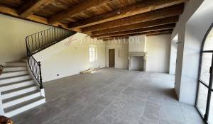 Verkauf Steinhaus Eygalières
