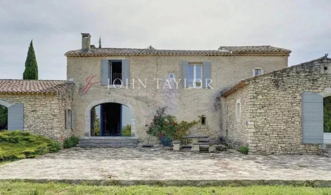 Verkauf Steinhaus Ménerbes