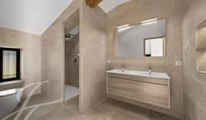 Verkauf Steinhaus Paradou