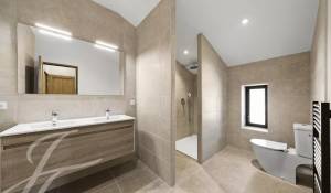 Verkauf Steinhaus Paradou