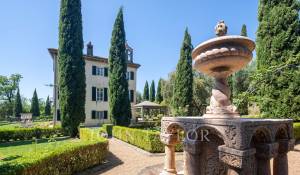 Verkauf Villa LUCCA  