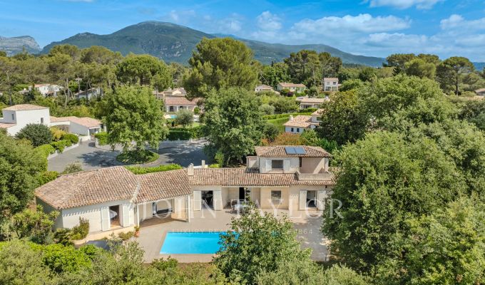 Verkauf Villa Roquefort-les-Pins