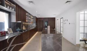 Verkauf Villa The Lakes