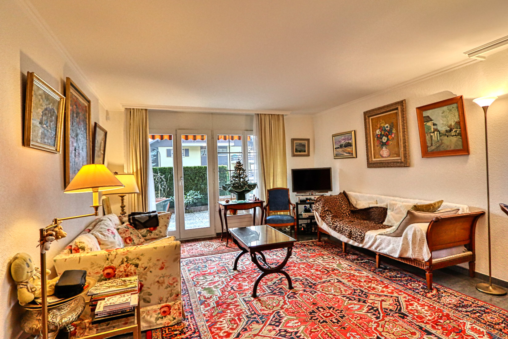 Anzeige Verkauf Wohnung Montreux (1820), 5 Räume ref:V0081MX