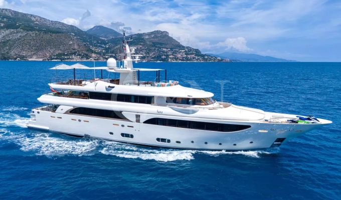 Vermietung Motor Yacht 