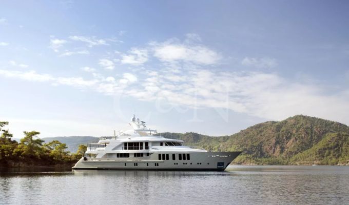 Vermietung Motor Yacht 