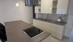 Vermietung Wohnung Parekklisia