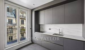 Vermietung Wohnung Paris 8ème