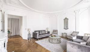 Vermietung Wohnung Paris 8ème